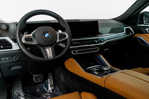 2025 BMW X6 xDrive40i