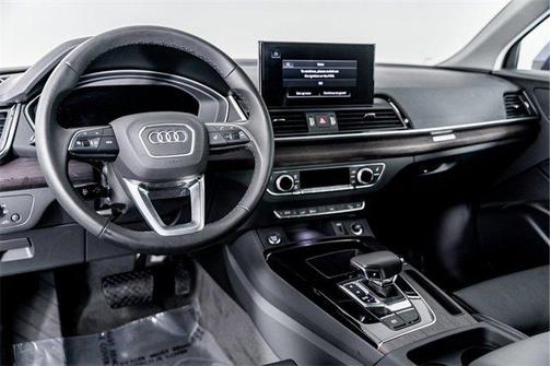2024 Audi Q5 55 S line Premium