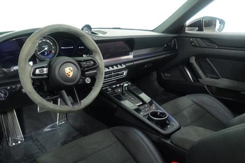 2022 Porsche 911 Carrera GTS