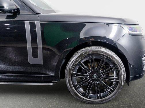 2024 Land Rover Range Rover P400 SE