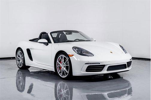2024 Porsche 718 Boxster S