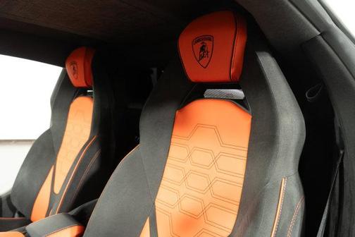 2024 Lamborghini Revuelto Base