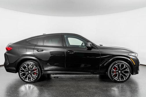 2025 BMW X6 M Base