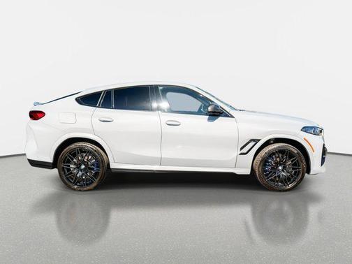 2024 BMW X6 M Base
