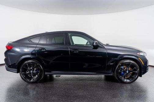 2024 BMW X6 M60i