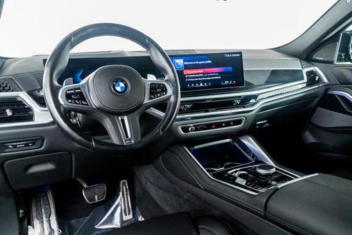 2024 BMW X6 M60i