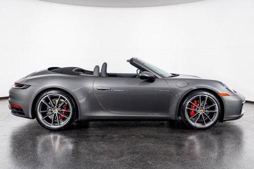 2021 Porsche 911 Carrera 4