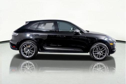 2025 Porsche Macan T