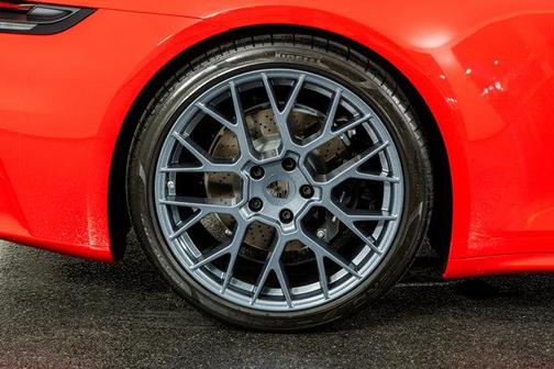 2025 Porsche 911 Carrera