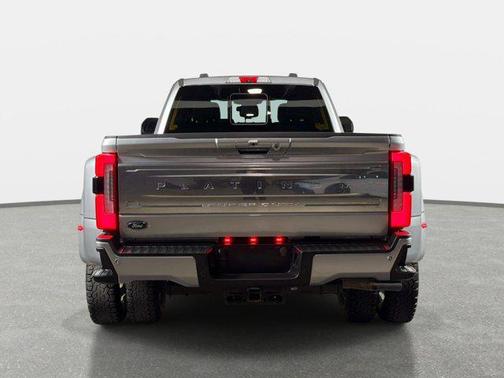 Iconic Silver Metallic 2023 Ford F-350 Platinum