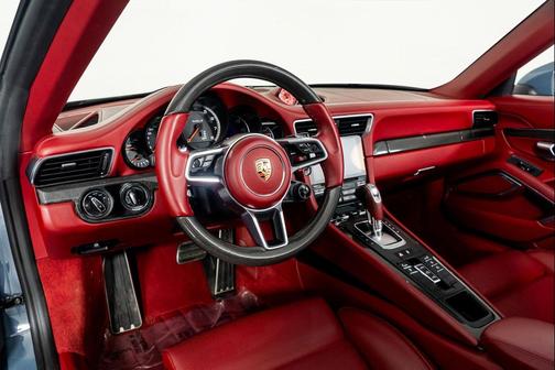 Agate Grey Metallic 2017 Porsche 911 Turbo S