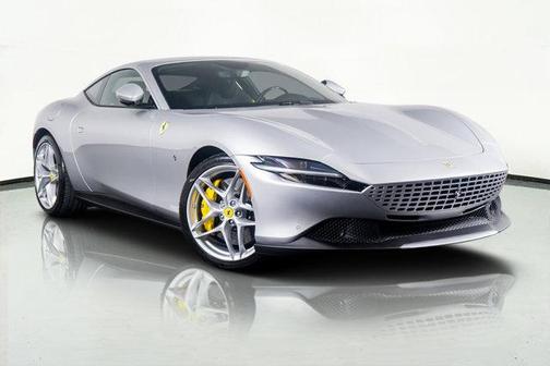2022 Ferrari Roma Base