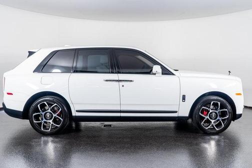 2023 Rolls-Royce Cullinan Black Badge