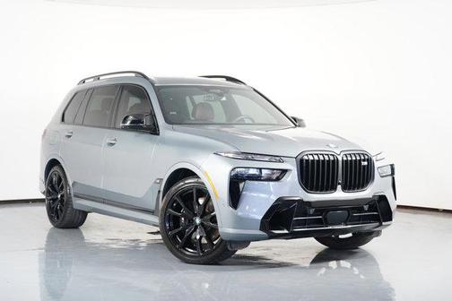 2025 BMW X7 M60i