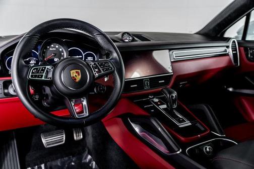2022 Porsche Cayenne Turbo
