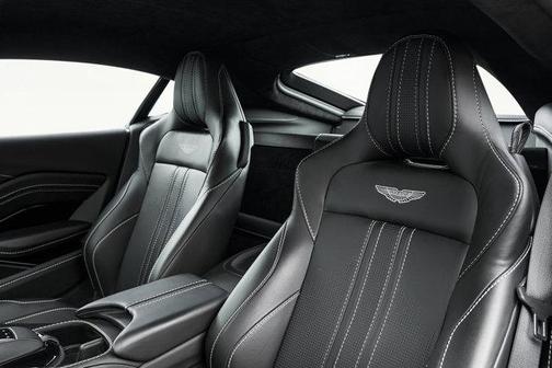 2020 Aston Martin Vantage Base