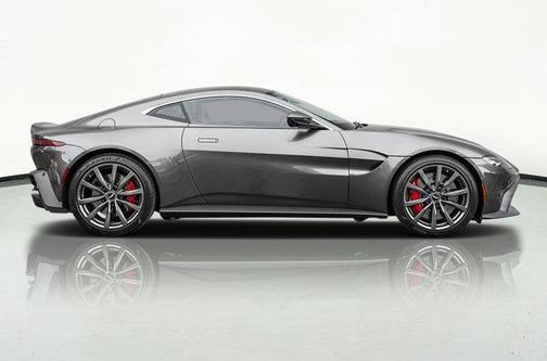 2020 Aston Martin Vantage Base