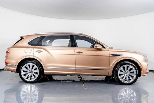 2023 Bentley Bentayga Azure