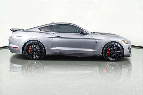 2022 Ford Shelby GT500 Base