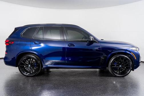 2025 BMW X5 M60i
