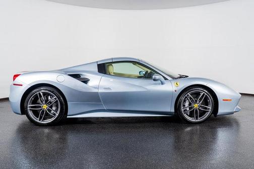2019 Ferrari 488 Spider Base