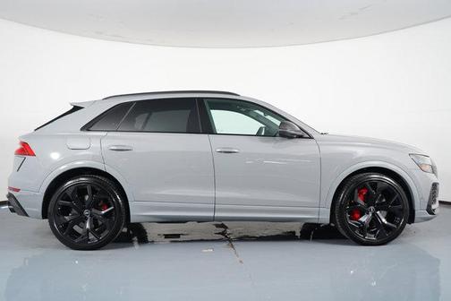 2024 Audi RS Q8 4.0T