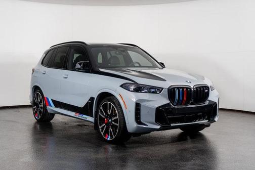 2025 BMW X5 M60i