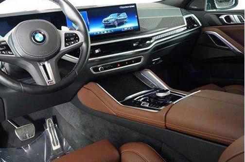 2024 BMW X6 M60i