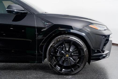 2024 Lamborghini Urus S