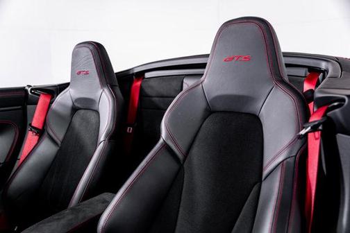 2023 Porsche 911 Carrera 4 GTS
