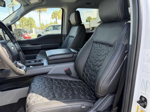Oxford White 2024 Ford F-150 XLT