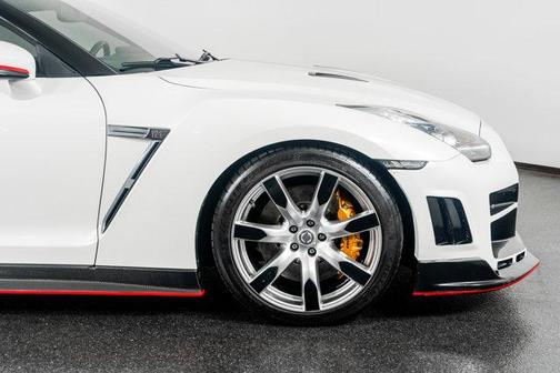 2009 Nissan GT-R Premium