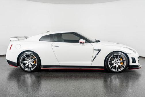 2009 Nissan GT-R Premium