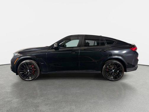 Black 2024 BMW X6 M60i