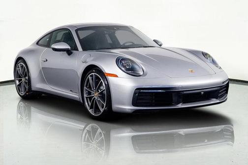 2022 Porsche 911 Carrera