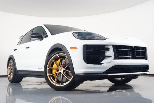 2024 Porsche Cayenne Turbo GT