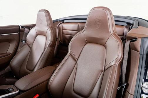 2024 Porsche 911 Carrera 4S Cabriolet