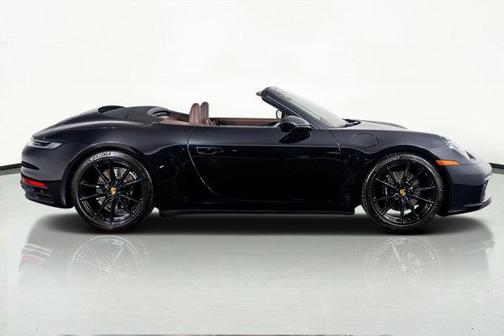 2024 Porsche 911 Carrera 4S Cabriolet