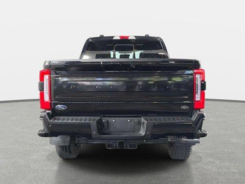 Agate Black Metallic 2024 Ford F-250 Platinum