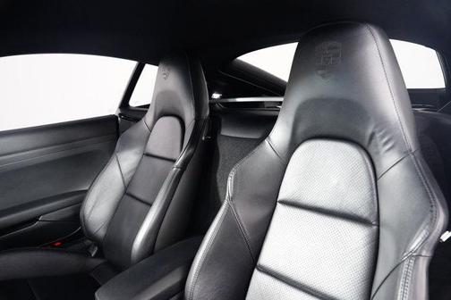 2018 Porsche 718 Cayman Base