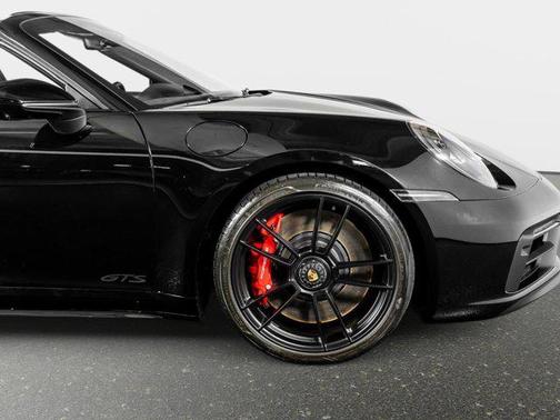 2024 Porsche 911 Targa 4 GTS