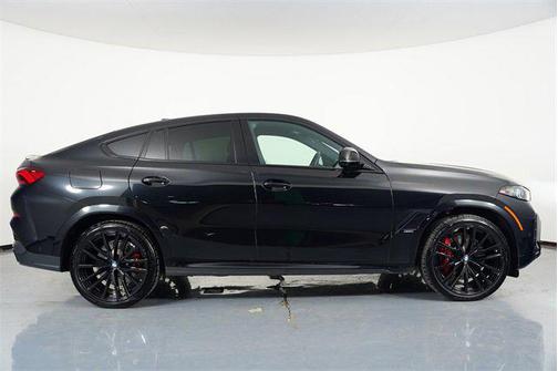 2024 BMW X6 M60i