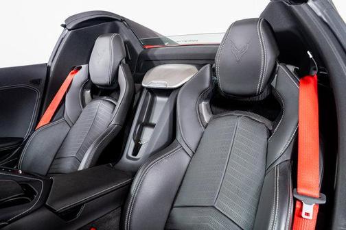 2025 Chevrolet Corvette Stingray w/2LT