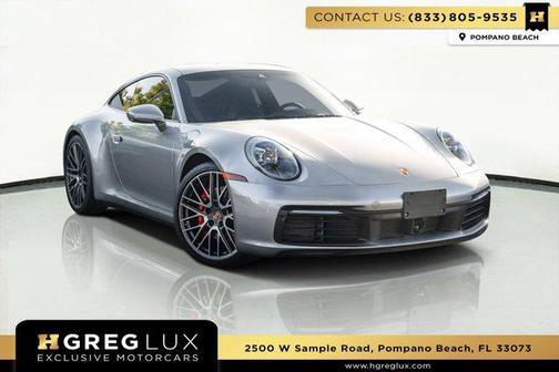 2022 Porsche 911 Carrera 4 GTS