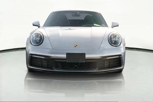 2022 Porsche 911 Carrera 4 GTS