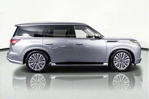2025 INFINITI QX80 SENSORY AWD