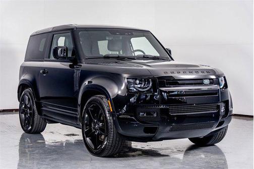 2023 Land Rover Defender V8