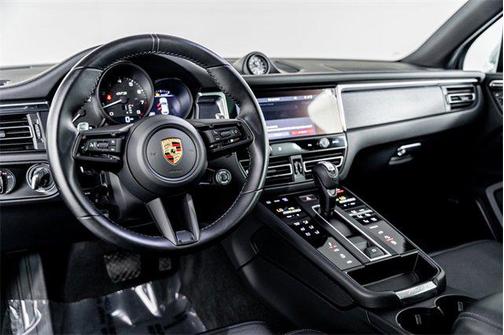2023 Porsche Macan GTS