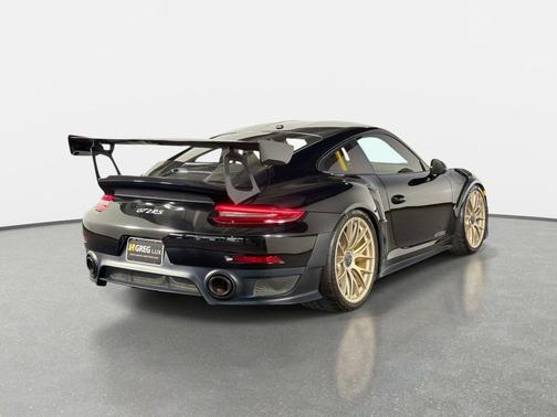 Racing Yellow 2018 Porsche 911 GT2 RS