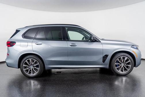 2026 BMW X5 M60i